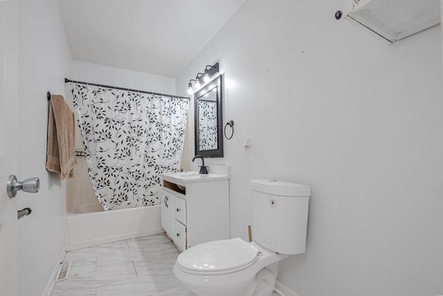 21339 W Morton Drive, Lake Villa, IL 60046