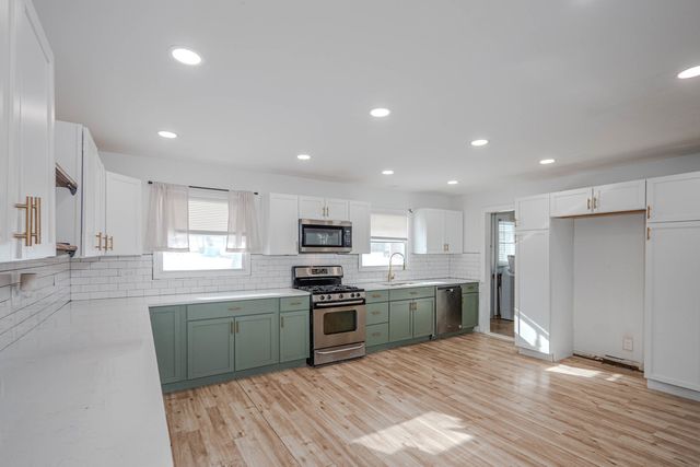 21339 W Morton Drive, Lake Villa, IL 60046