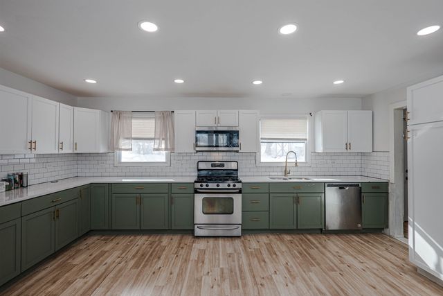 21339 W Morton Drive, Lake Villa, IL 60046