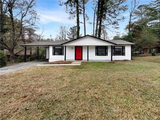 4922 Glenside Court, Stone Mountain, GA 30088