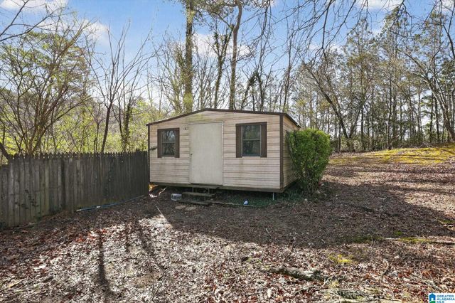 913 27TH AVENUE NE, Center Point, AL 35215