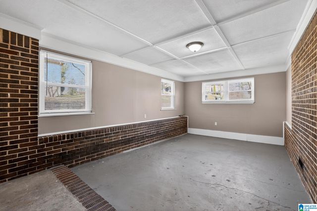 913 27TH AVENUE NE, Center Point, AL 35215