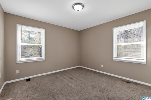 913 27TH AVENUE NE, Center Point, AL 35215