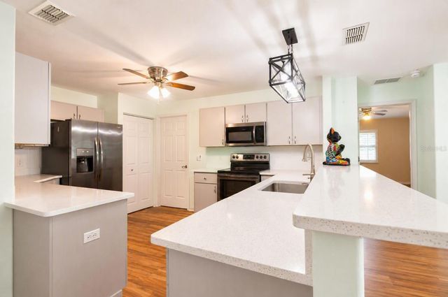 6008 SW 103RD LOOP, Ocala, FL 34476