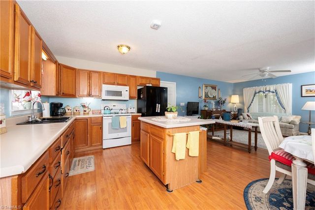 460 Mountview Drive, Mocksville, NC 27028