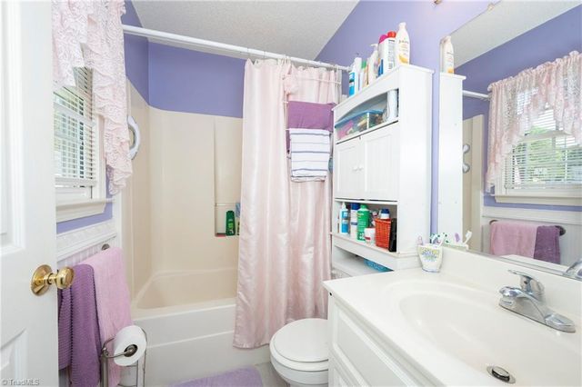 460 Mountview Drive, Mocksville, NC 27028