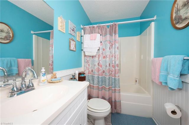 460 Mountview Drive, Mocksville, NC 27028