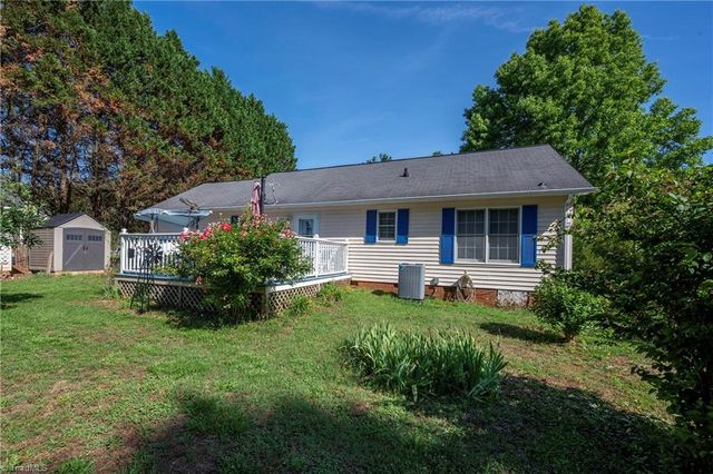 460 Mountview Drive, Mocksville, NC 27028