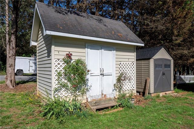 460 Mountview Drive, Mocksville, NC 27028
