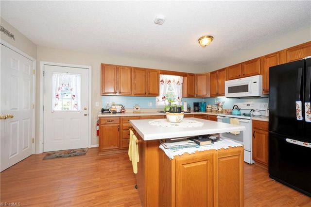 460 Mountview Drive, Mocksville, NC 27028
