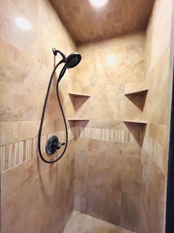 710 N 6th Street, Wolfforth, TX 79382