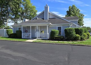 865 Church Street 4A, Bohemia, NY 11716
