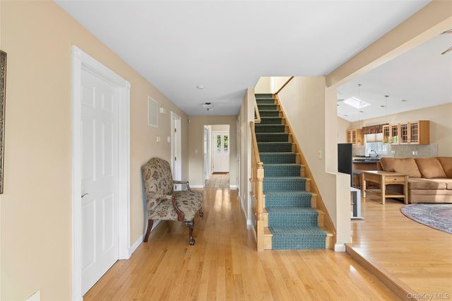 54 Breezy Point Road, Wading River, NY 11792