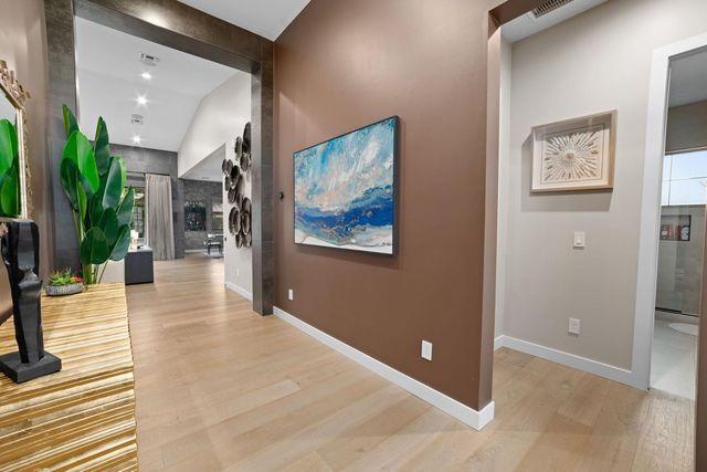 3810 E Clarendon Avenue, Phoenix, AZ 85018