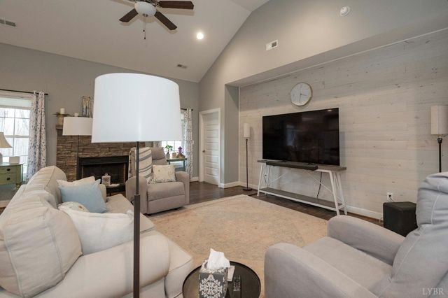 1258 Gladden Circle, Forest, VA 24551