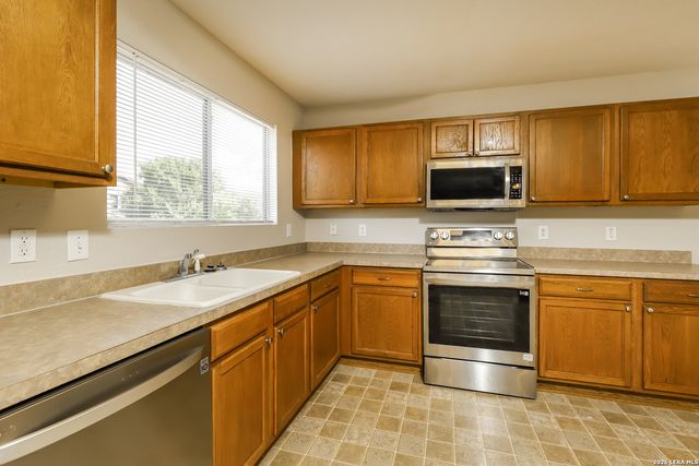 4522 Safe Harbor, San Antonio, TX 78244