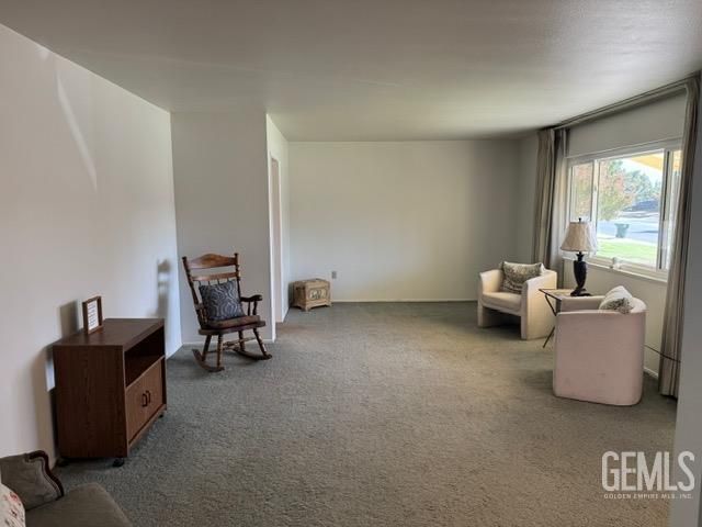 604 River Oaks Drive, Bakersfield, CA 93309