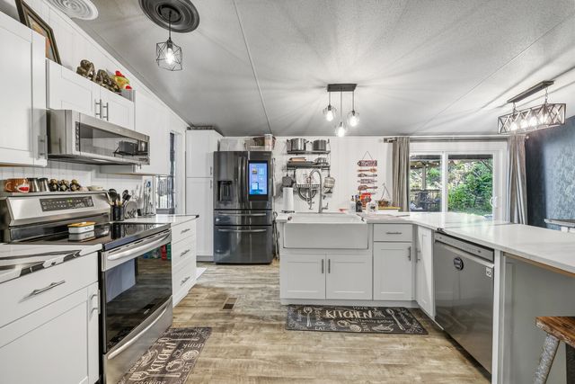 183 Henry Rd, Goodlettsville, TN 37072