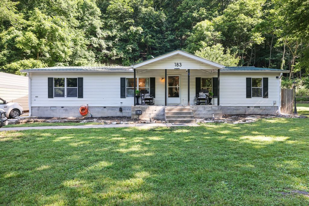 183 Henry Rd, Goodlettsville, TN 37072