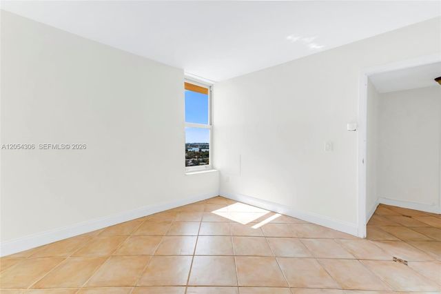 2350 NE 135th Street 1510, North Miami, FL 33181