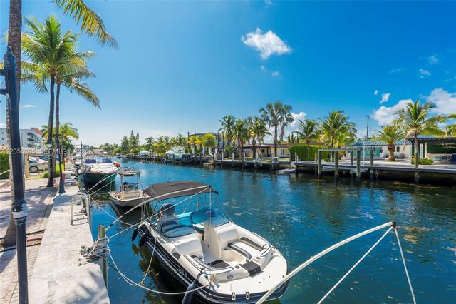 2350 NE 135th Street 1510, North Miami, FL 33181