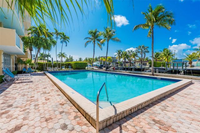 2350 NE 135th Street 1510, North Miami, FL 33181