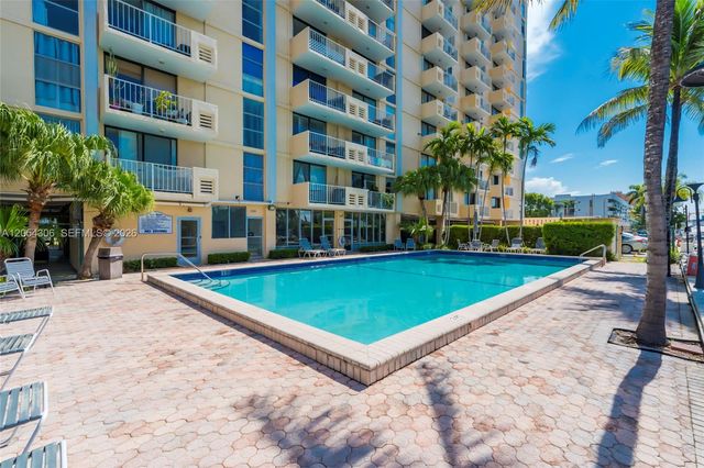 2350 NE 135th Street 1510, North Miami, FL 33181