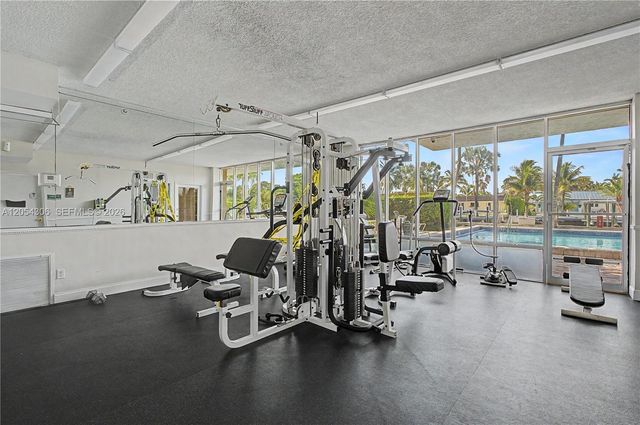 2350 NE 135th Street 1510, North Miami, FL 33181