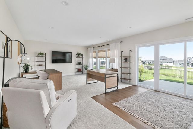 3981 Westgate Parkway, Clive, IA 50325
