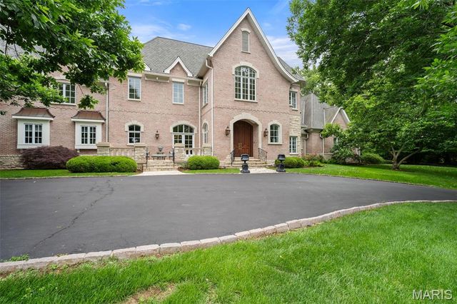760 Kent Road, Ladue, MO 63124