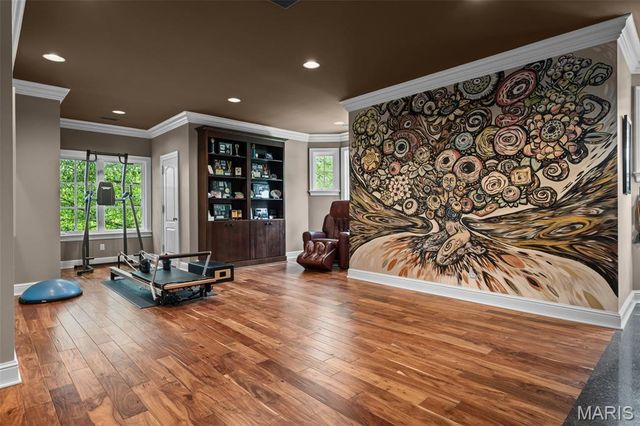 760 Kent Road, Ladue, MO 63124