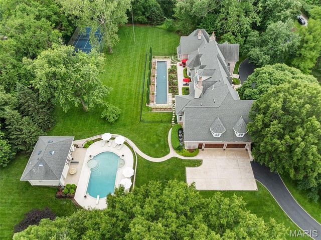 760 Kent Road, Ladue, MO 63124