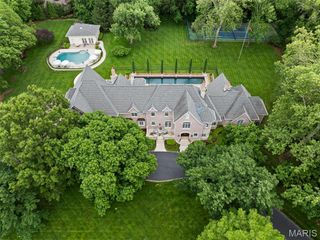 760 Kent Road, Ladue, MO 63124