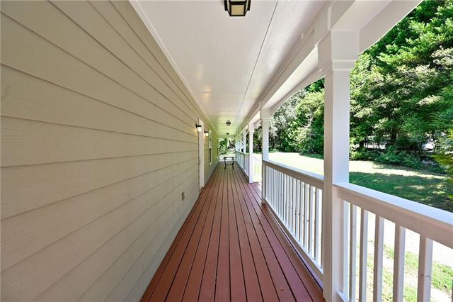 3205 Newcastle Way, Snellville, GA 30039