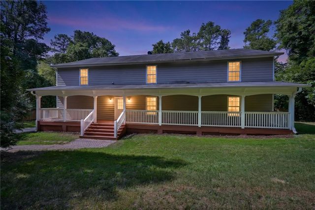 3205 Newcastle Way, Snellville, GA 30039