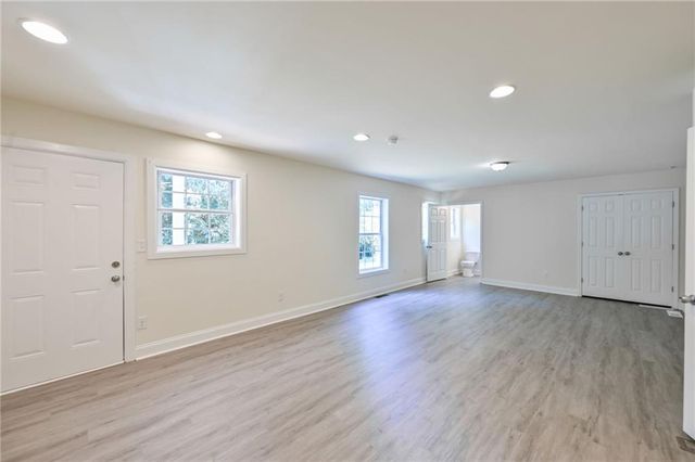 3205 Newcastle Way, Snellville, GA 30039