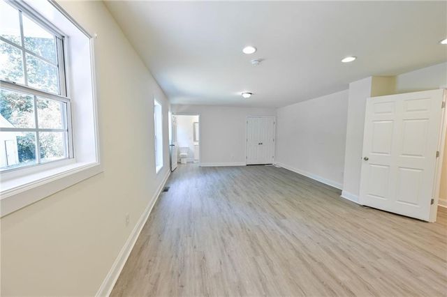 3205 Newcastle Way, Snellville, GA 30039