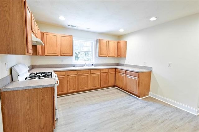 3205 Newcastle Way, Snellville, GA 30039
