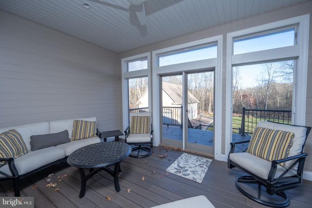 1001 SUTTER LN, Oakland, MD 21550