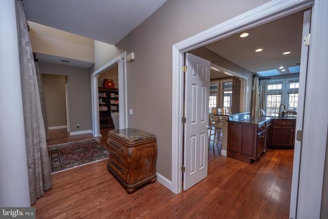 1001 SUTTER LN, Oakland, MD 21550