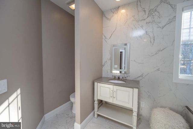 1001 SUTTER LN, Oakland, MD 21550