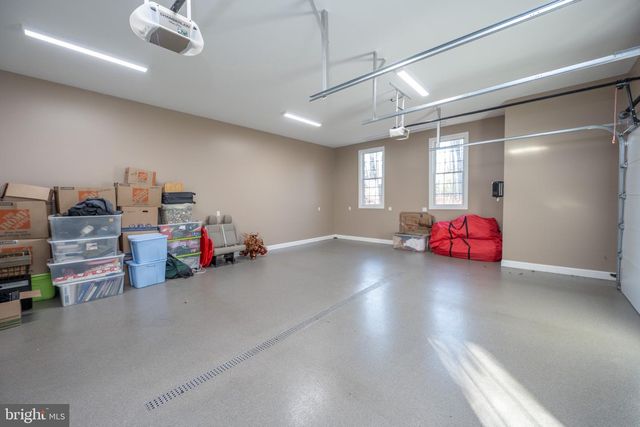 1001 SUTTER LN, Oakland, MD 21550