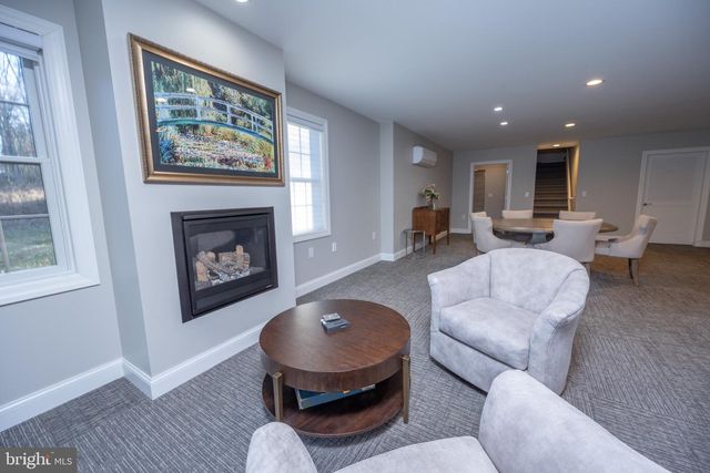 1001 SUTTER LN, Oakland, MD 21550