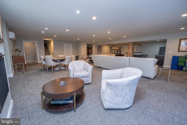 1001 SUTTER LN, Oakland, MD 21550