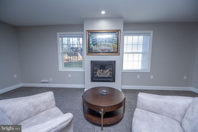 1001 SUTTER LN, Oakland, MD 21550