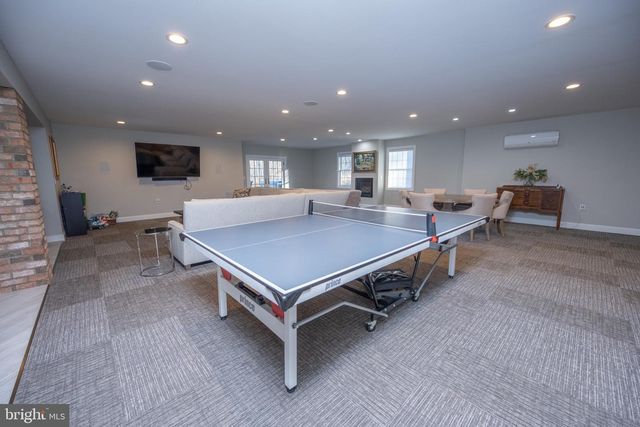 1001 SUTTER LN, Oakland, MD 21550