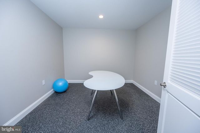 1001 SUTTER LN, Oakland, MD 21550