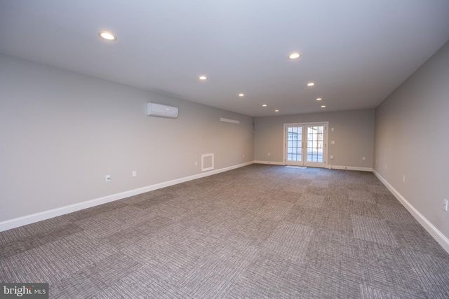 1001 SUTTER LN, Oakland, MD 21550