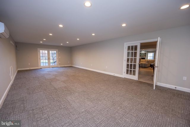 1001 SUTTER LN, Oakland, MD 21550