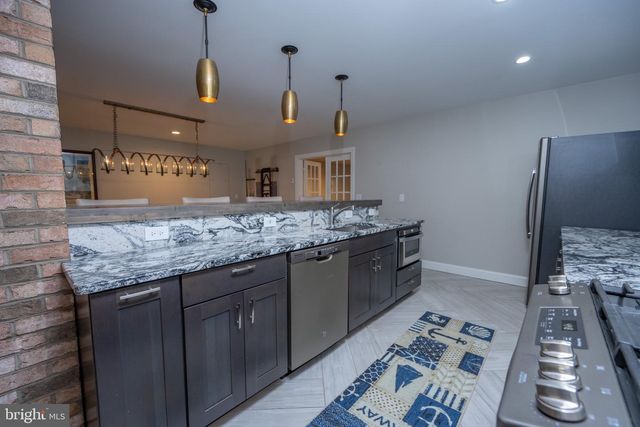 1001 SUTTER LN, Oakland, MD 21550